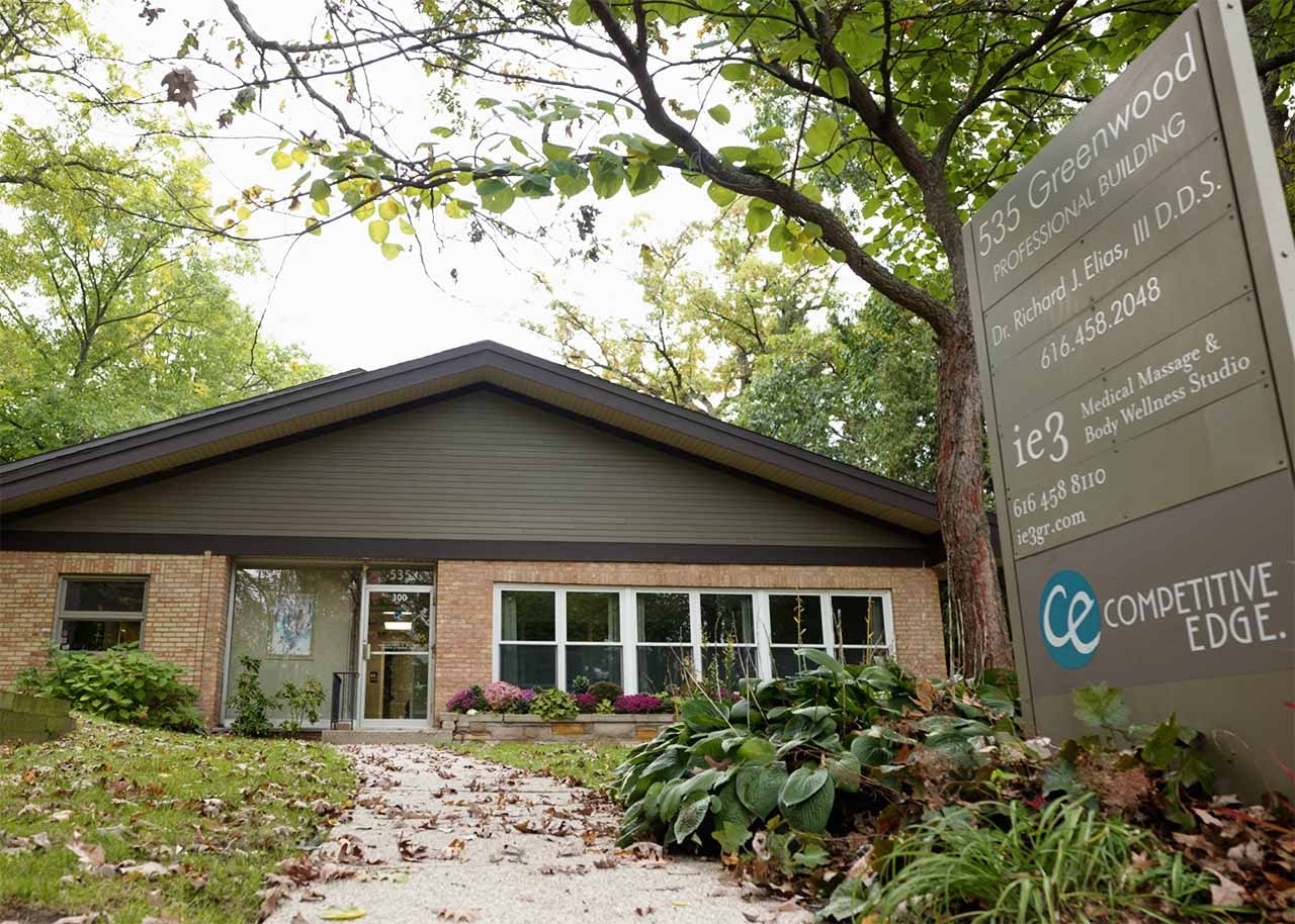 Richard Elias Dds Dentist In Grand Rapids Mi Family Dentist